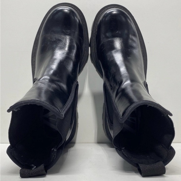 Zara Glossy Black Ankle Boots - Picture 6 of 8